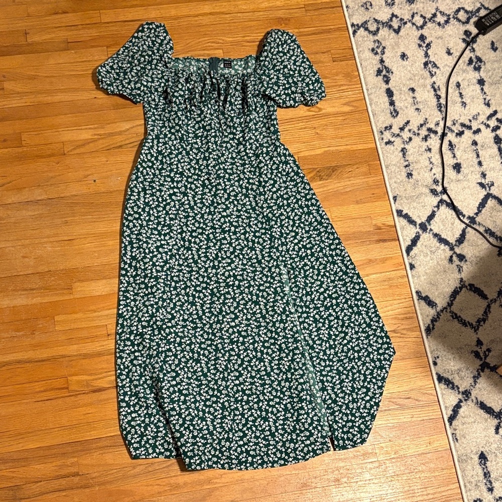 SHEIN Green Floral Midi Dress